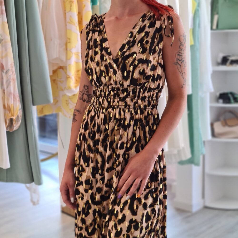 Robe Leopard